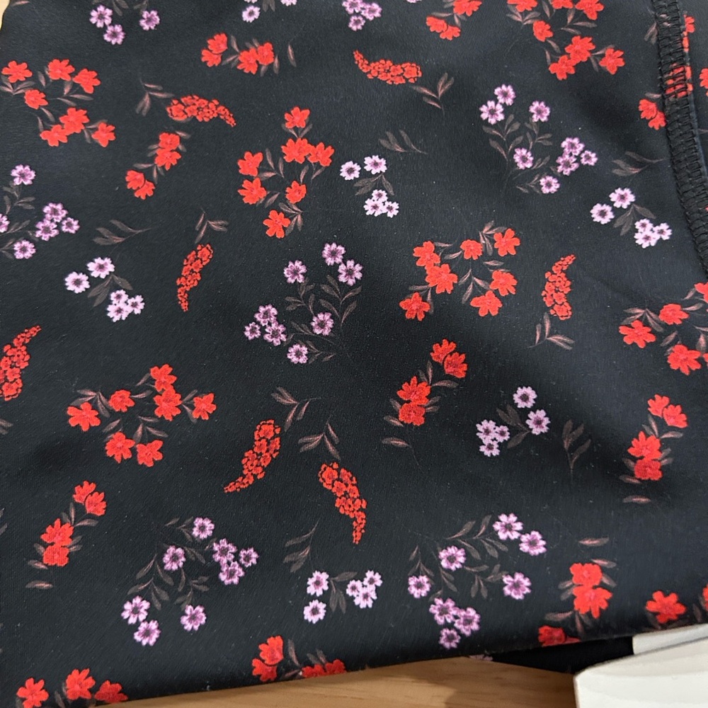 NWT Anthropologie Beyond Yoga High-Rise Midi Leggings Black Red Pull On XS - Picture 13 of 13